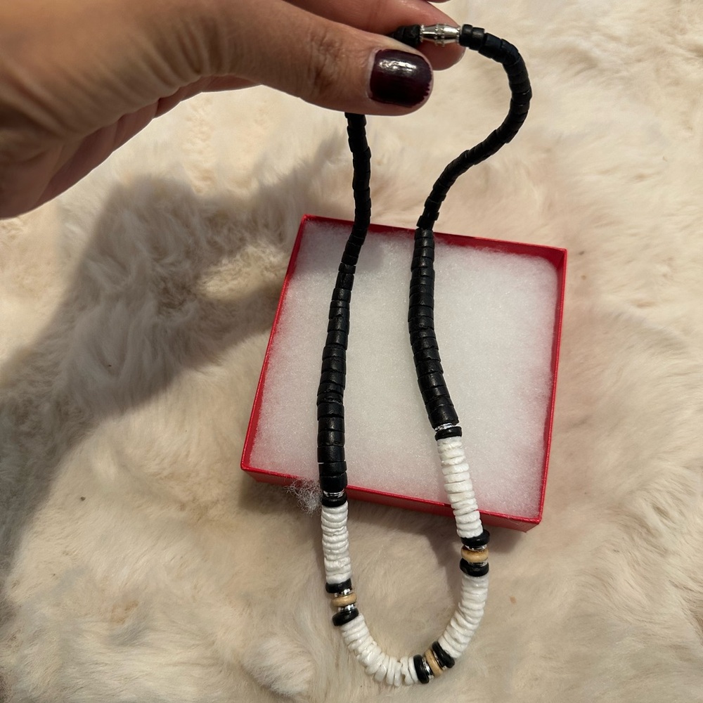 Elegant Black and White Beaded Necklace